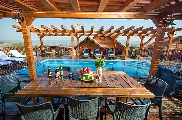 Yagorov Chalet Yavneʼel Exteriör bild