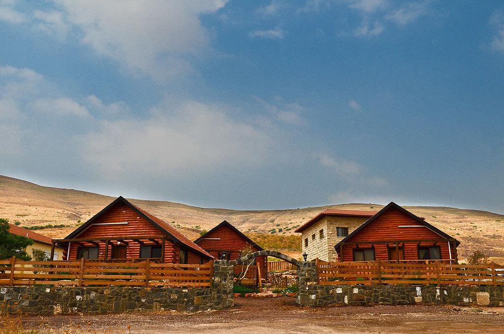 Yagorov Chalet Yavneʼel Exteriör bild